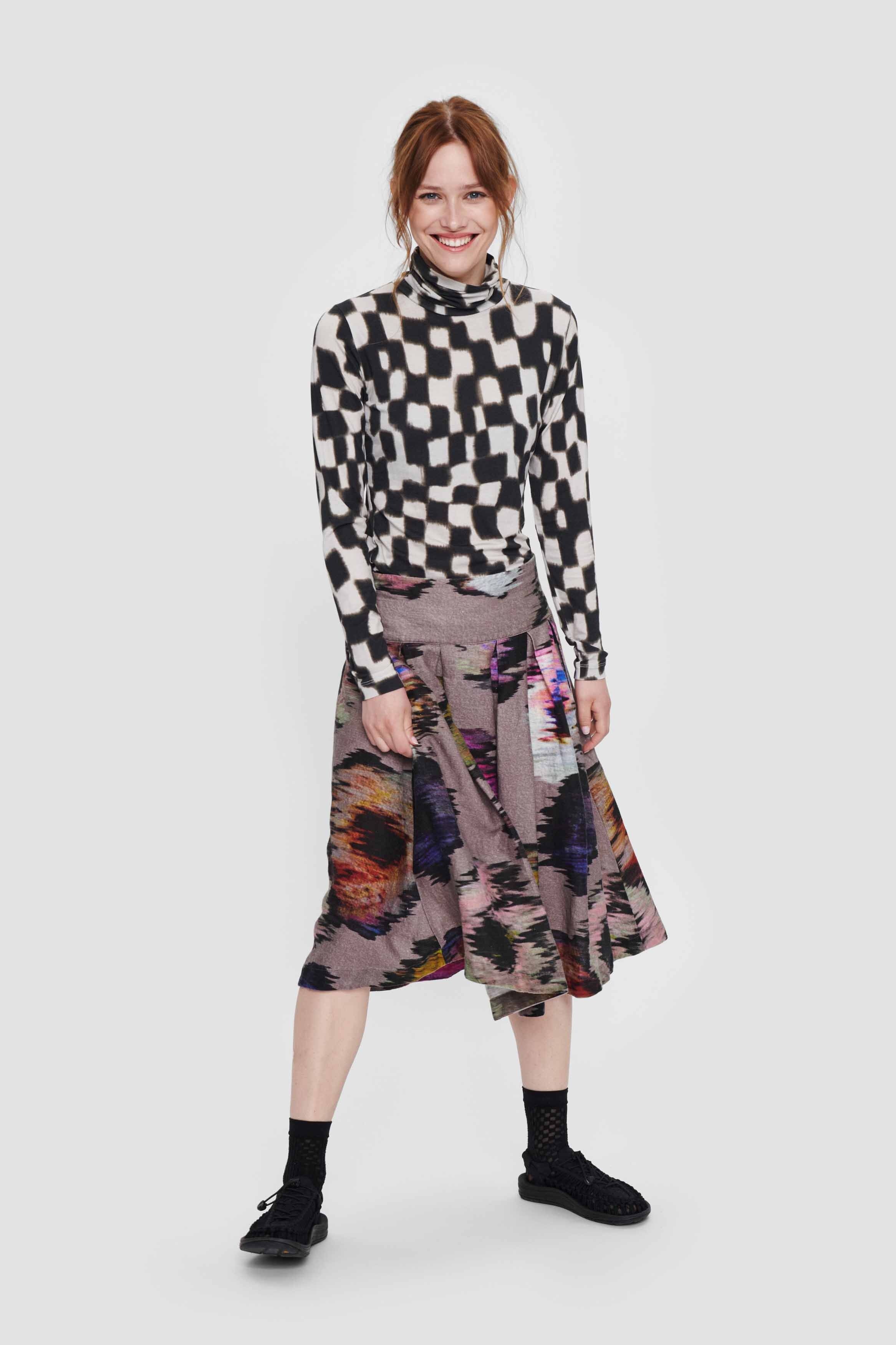 Rose splash skirt with elastic