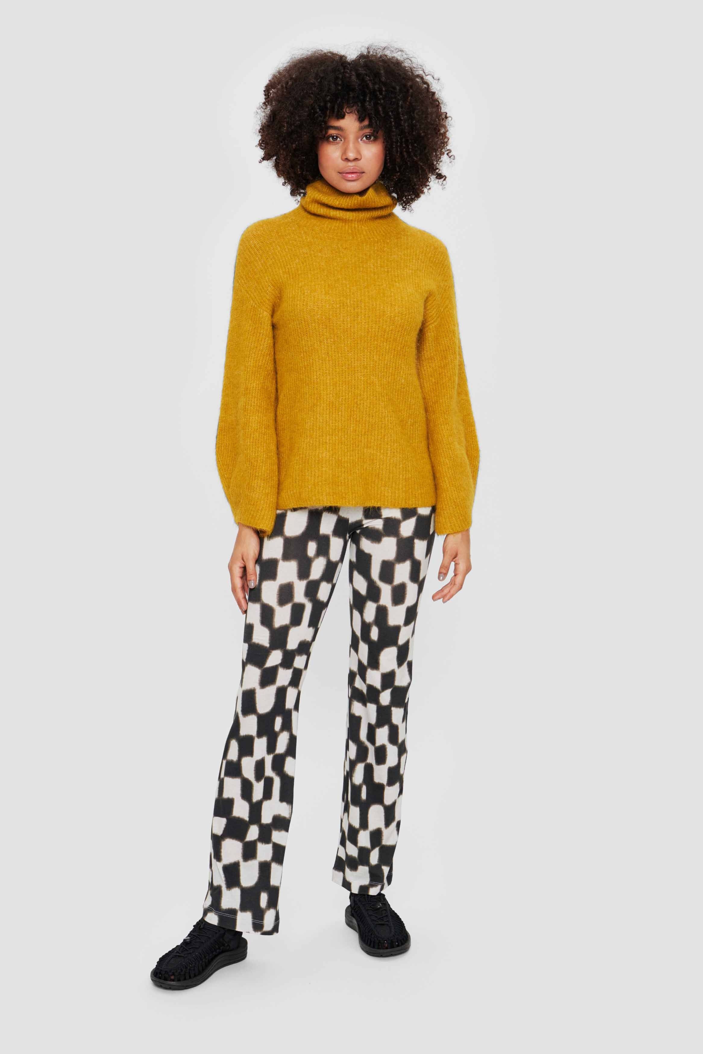 Dandelion knit bluse