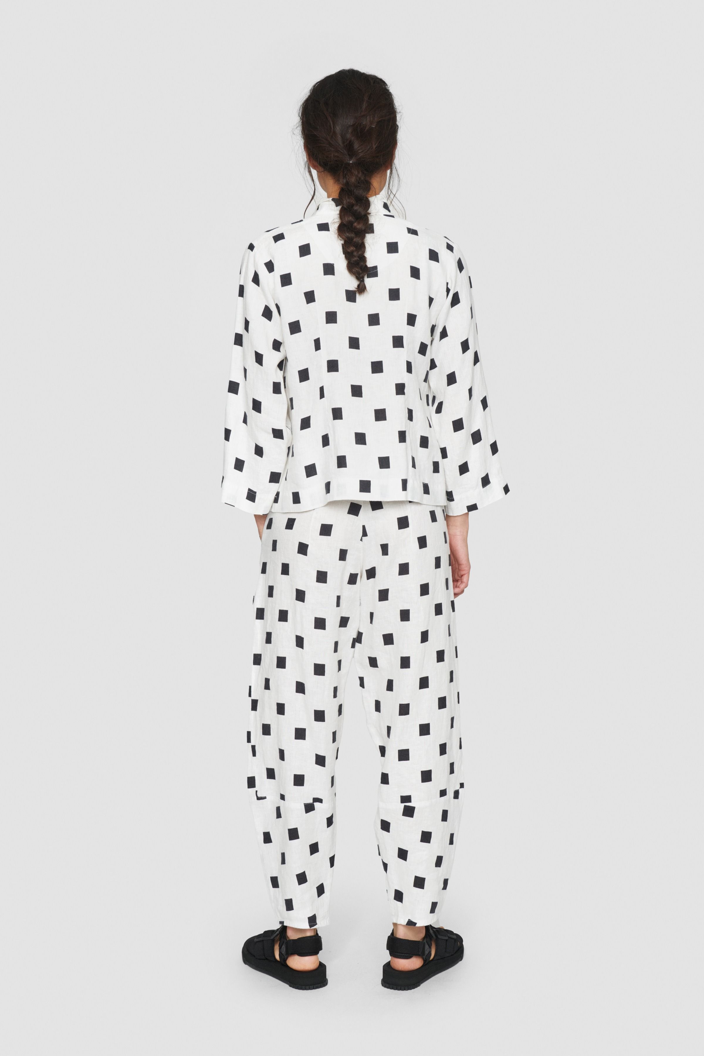 Checkpoint linen pants