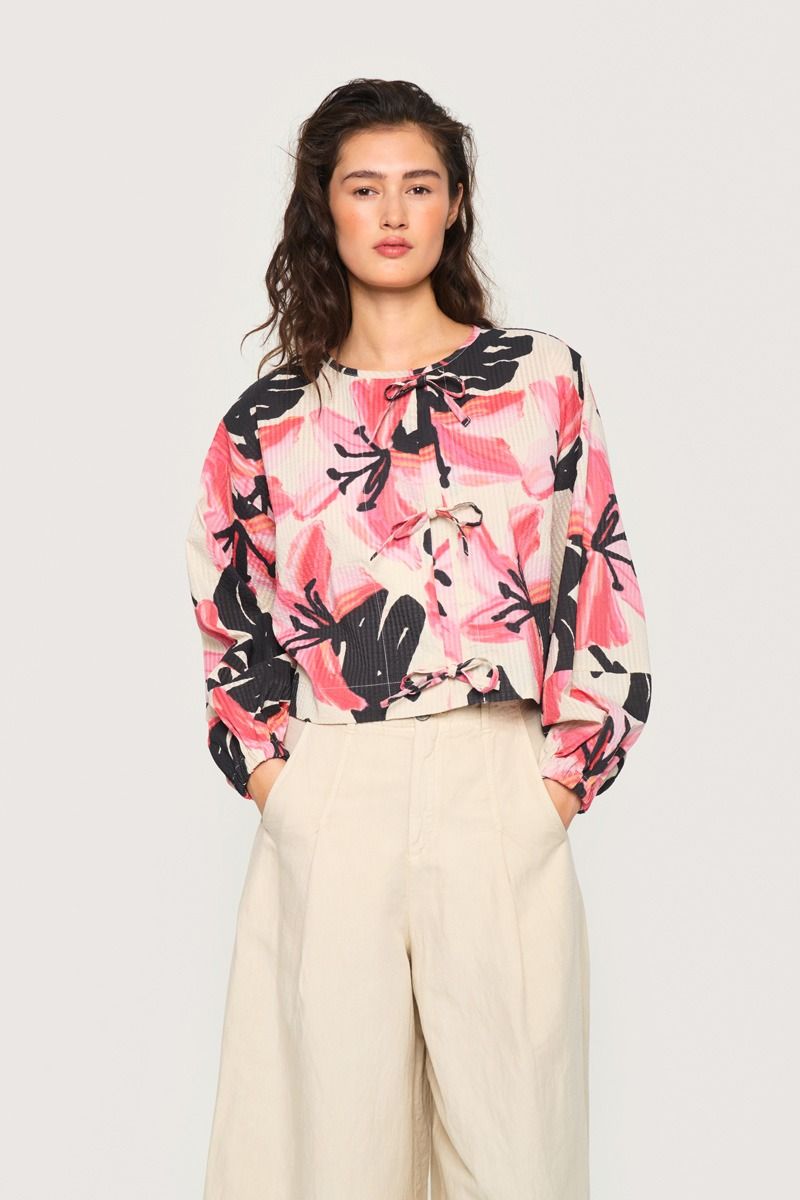 Cool lily blouse