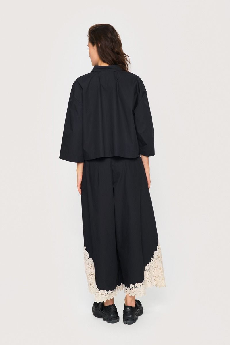 Paper poplin trousers