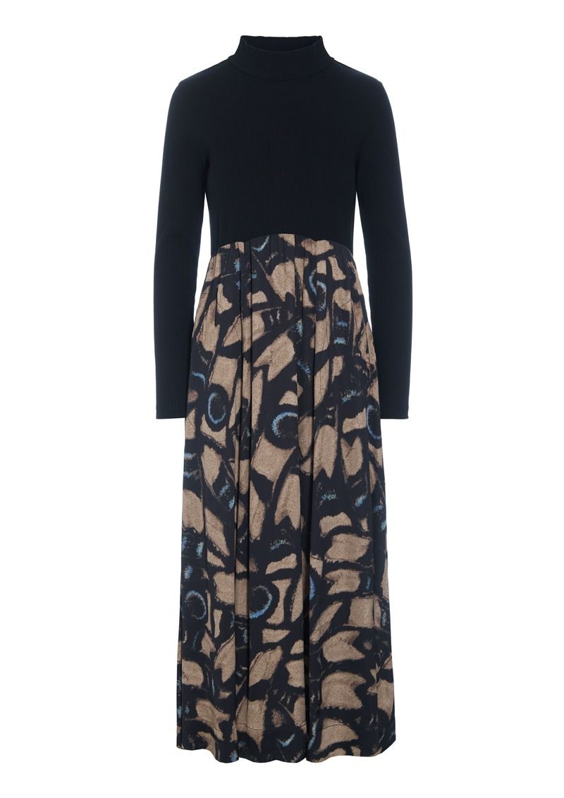 Kuhaki FSC klänning med hög hals