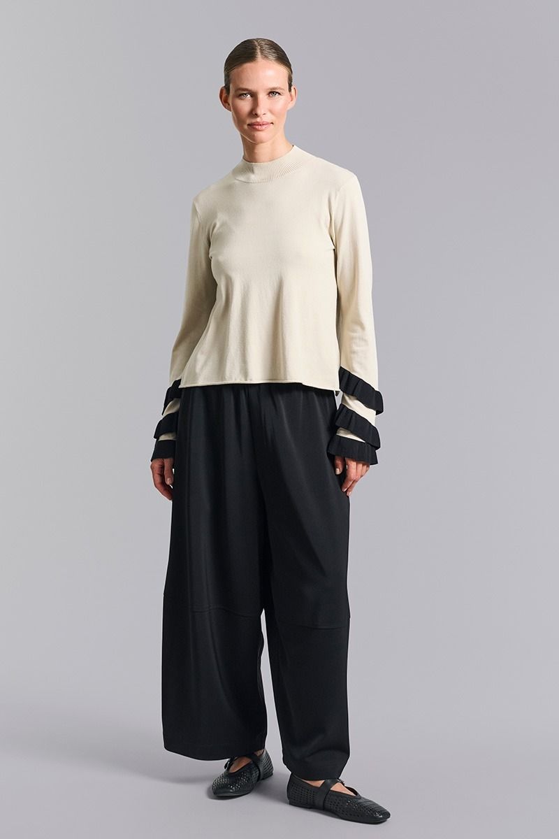 Saku blus med volanger