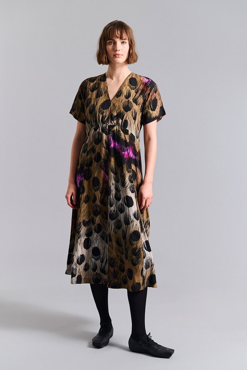 Haru FSC klänning kortarm