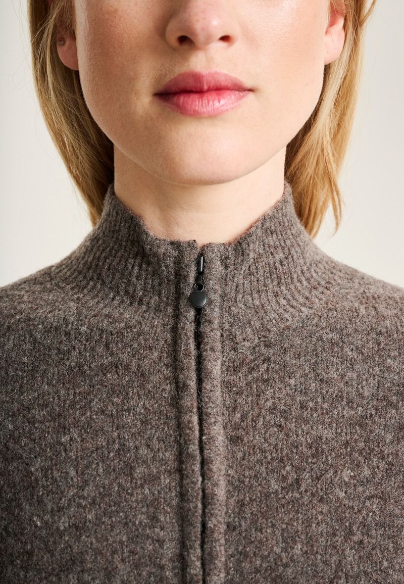Hitsuji zip cardigan