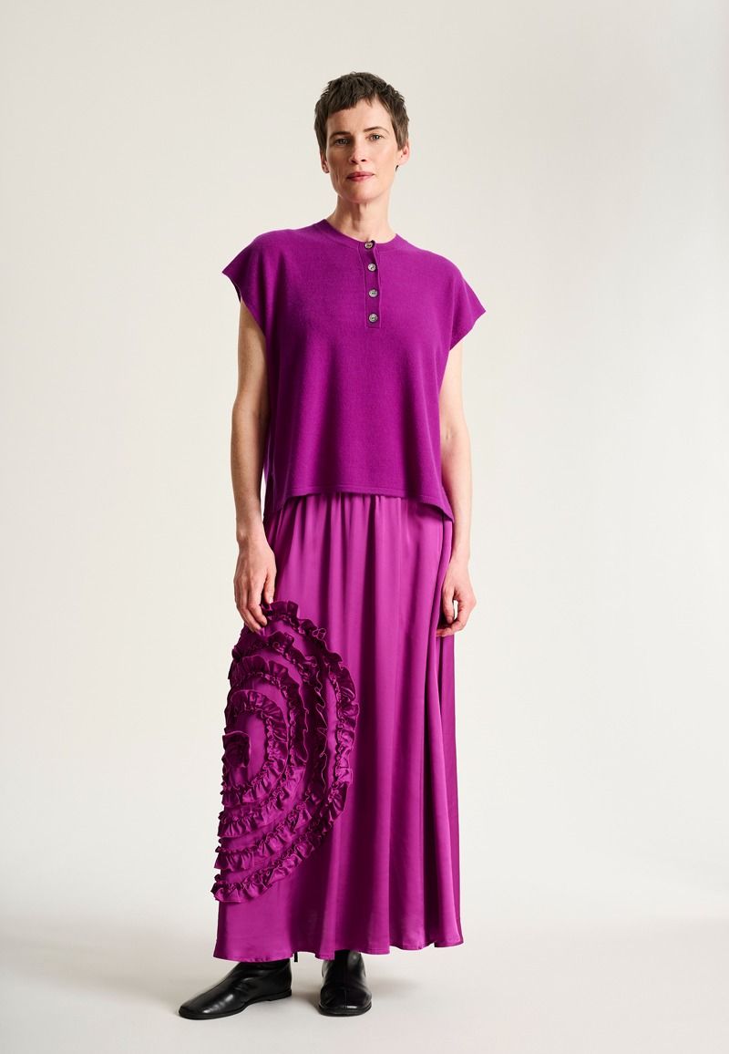 Kuhaku skirt with detail