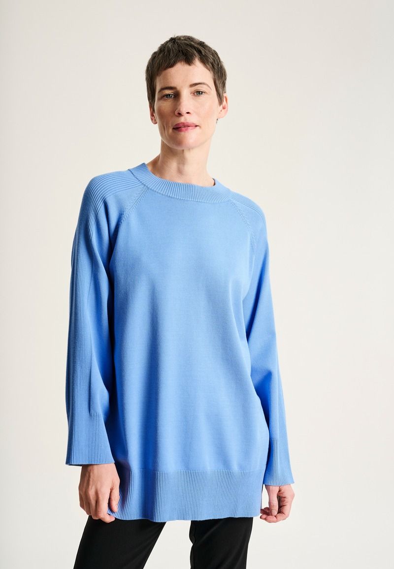 Akiko raglan blouse