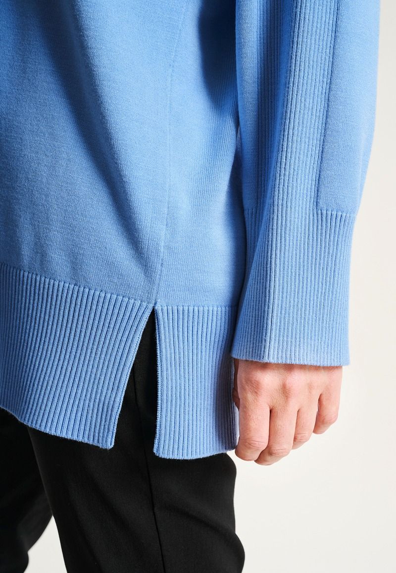 Akiko raglan blouse