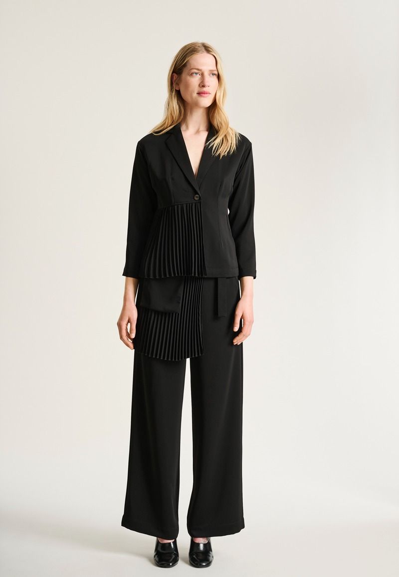 Yume jacket with plisse detail