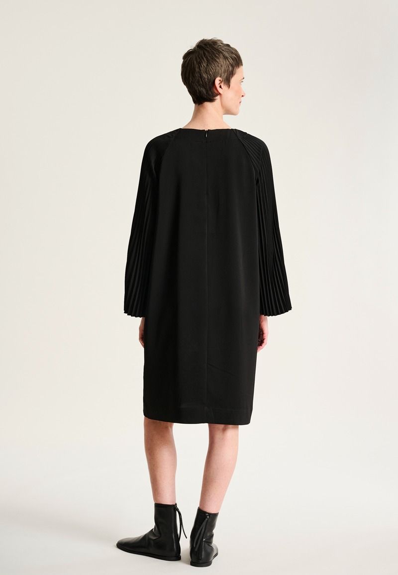 Yume dress with plisse detail
