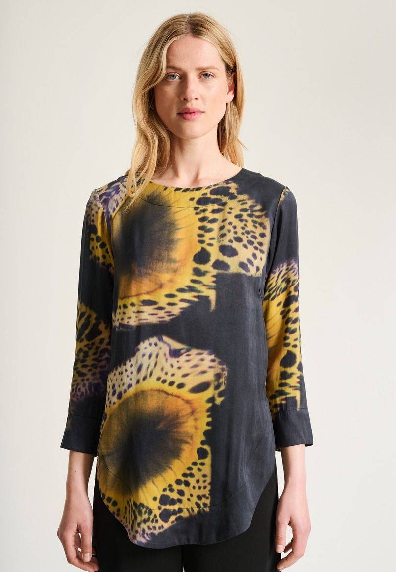 Shinobe blouse with boatneck