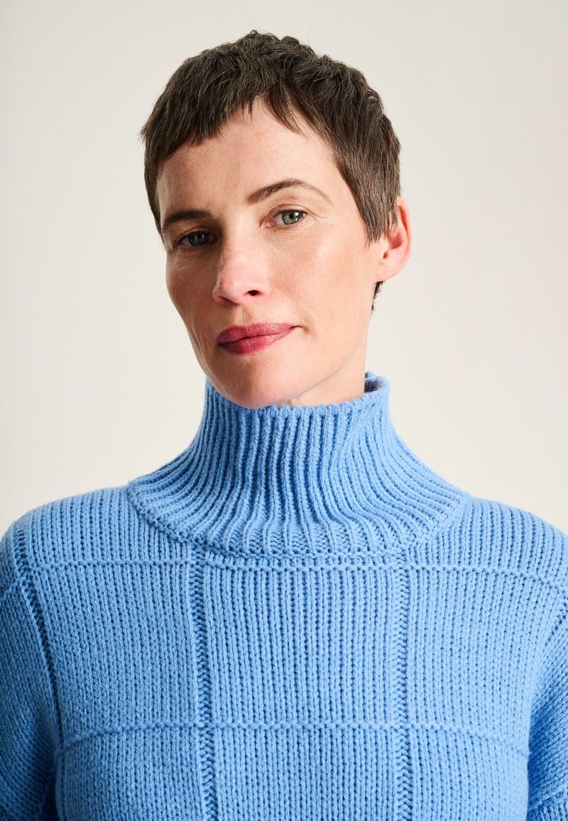 Nitto turtleneck blouse