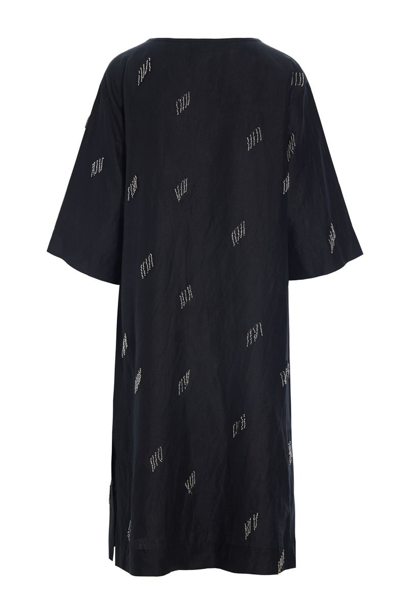 Airy linen kjole med perler