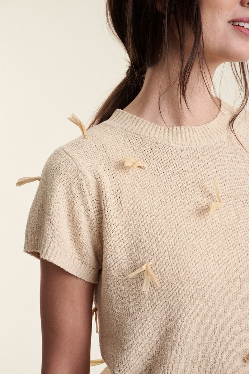 Kamitto kortärmad blus med fransar