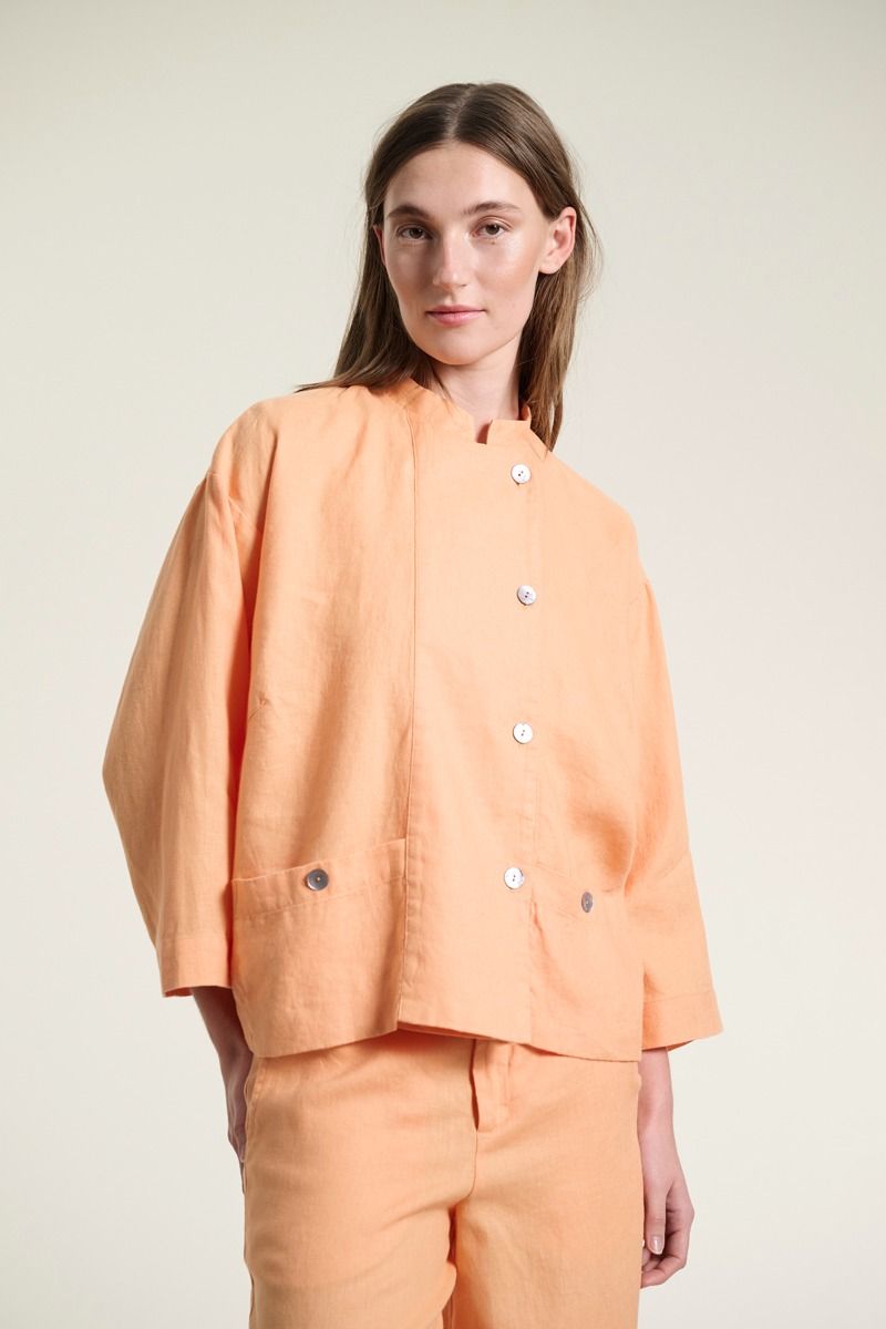 Lazy linen Jacke mit Kragen