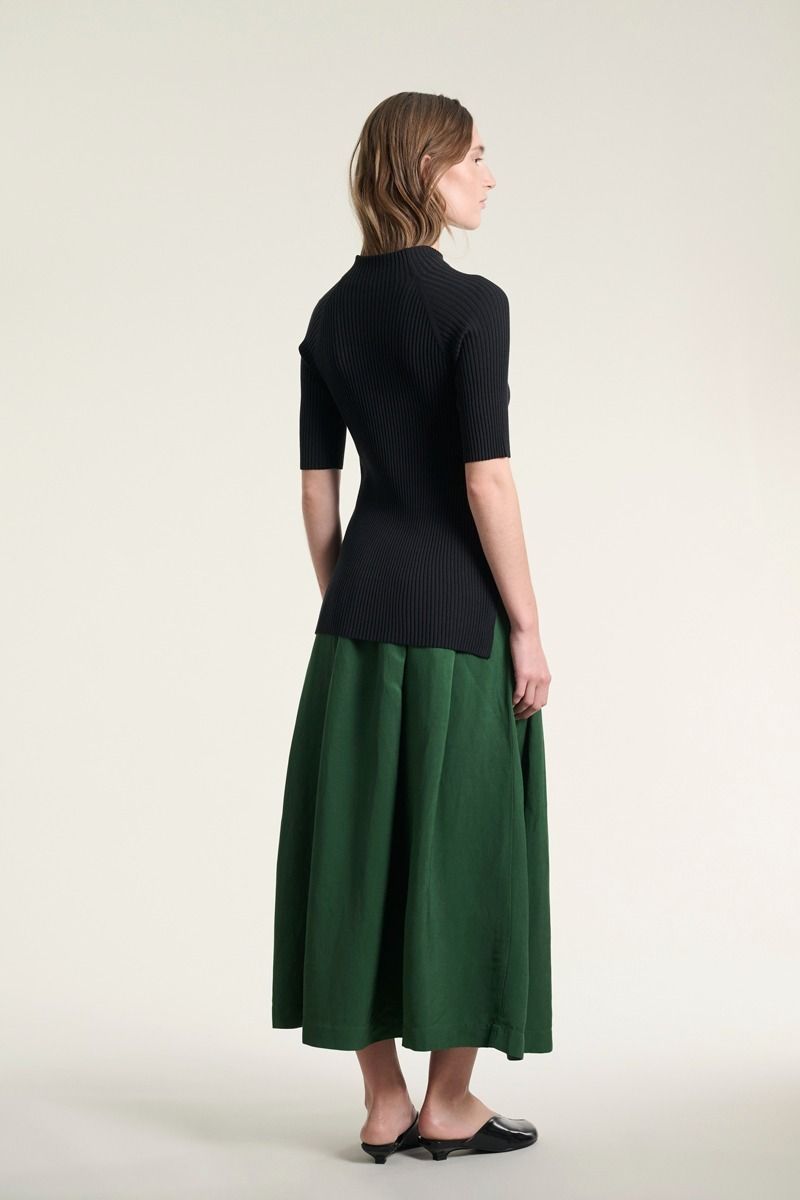 Kumamoto skirt with pleats