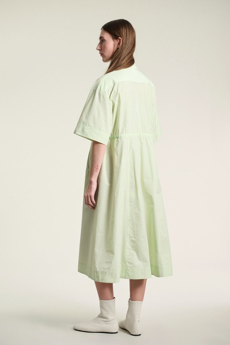 Fukkura kjole med lynlås