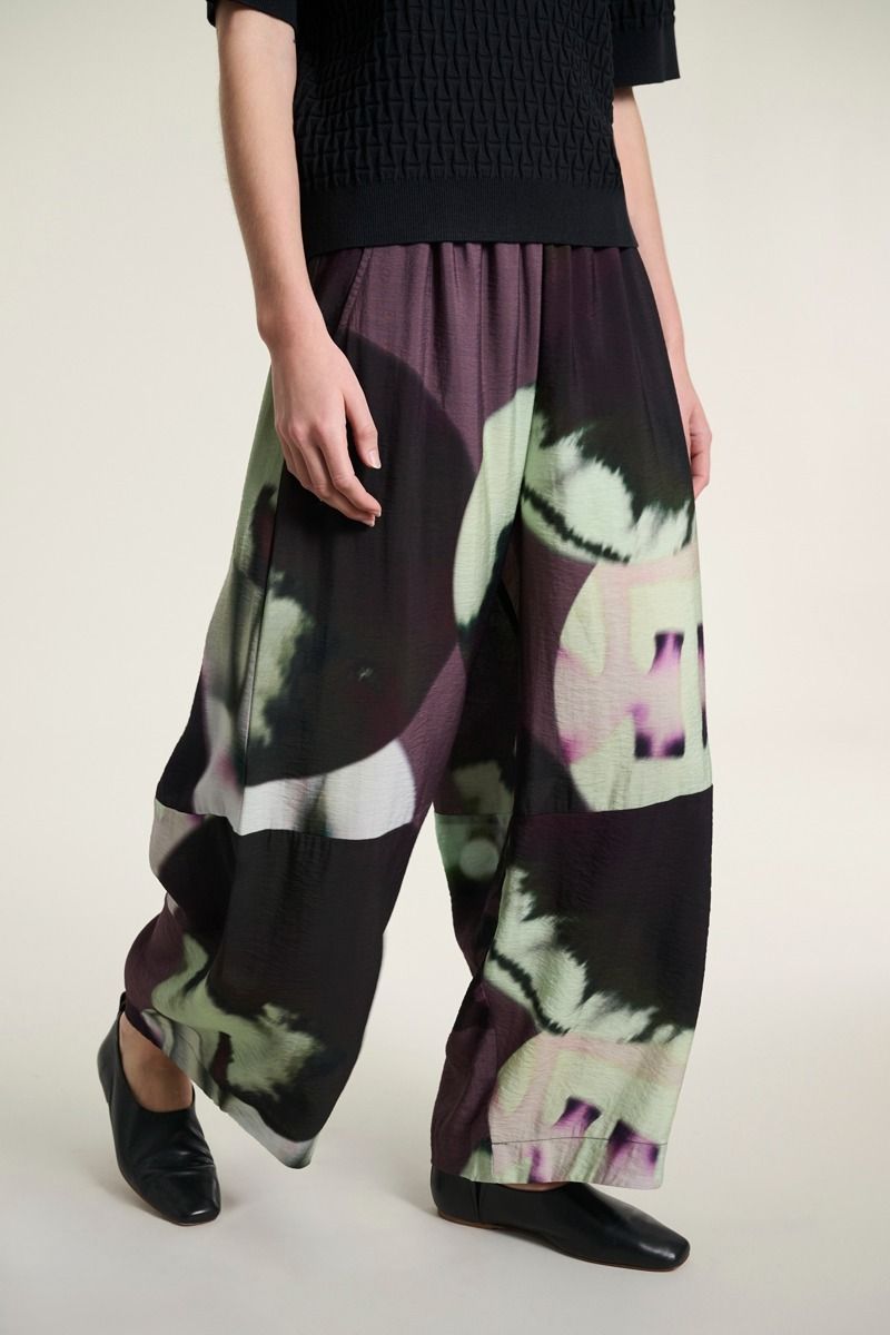 Tsuki wide pants
