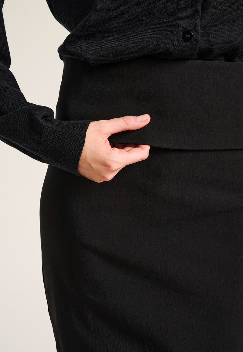 Magic stretch skirt