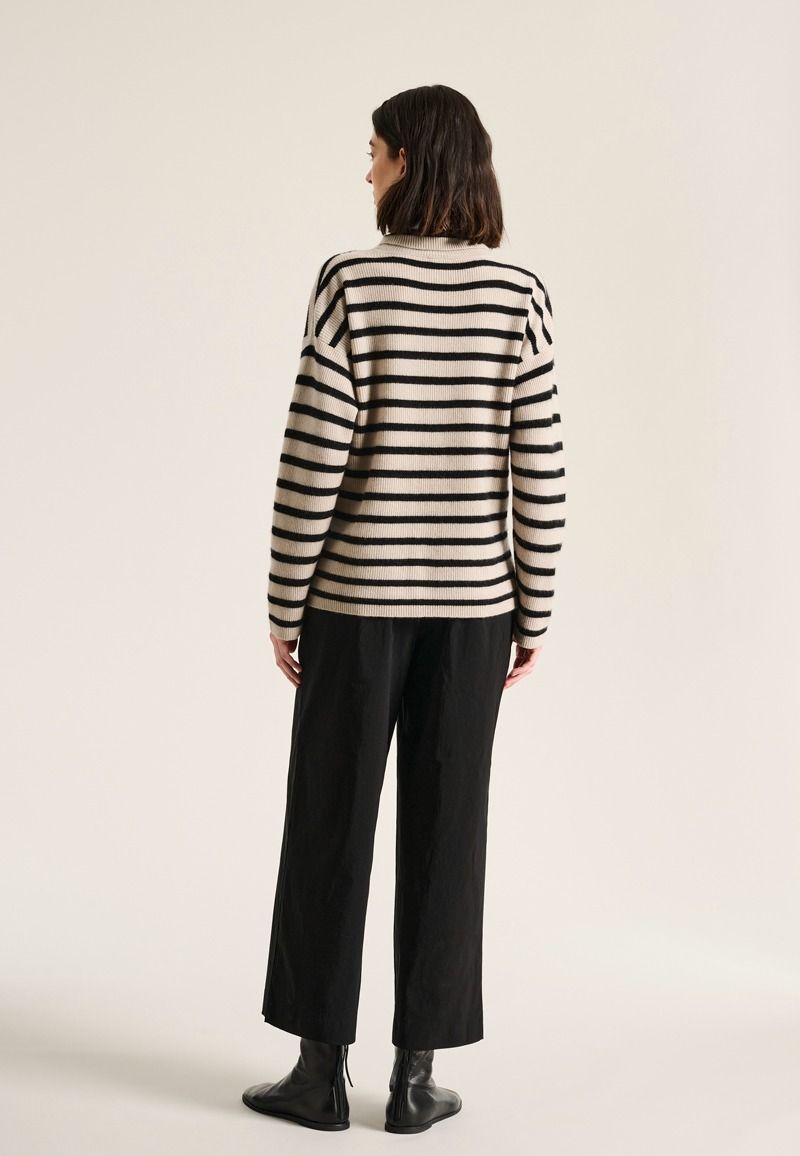 Kumo cashmere turtleneck blouse