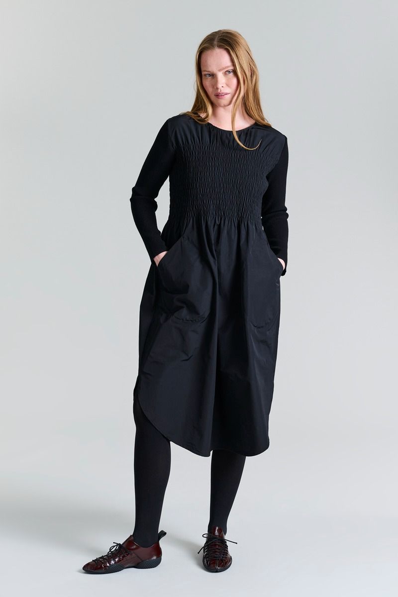 Fukkura poplin smockad klänning