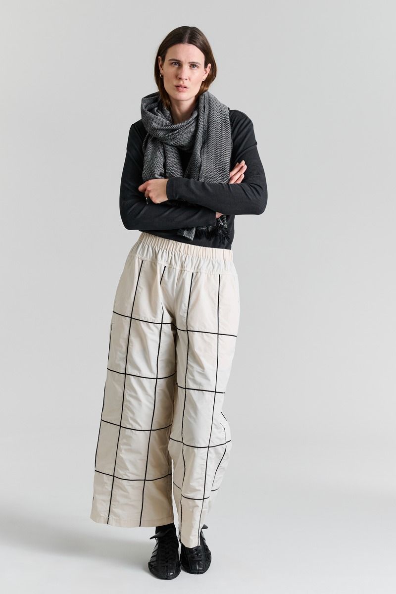 Fukkura poplin byxor med veck