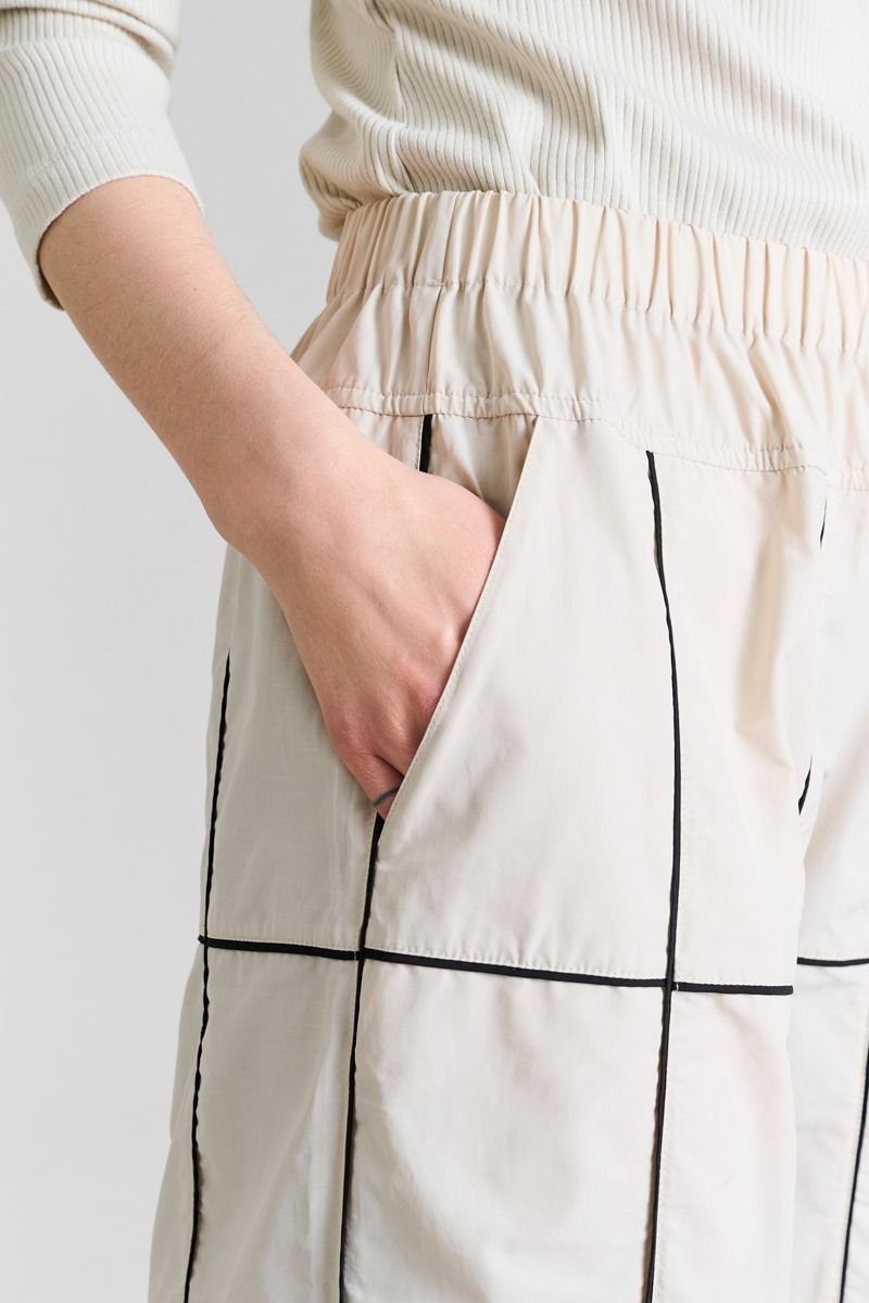 Fukkura poplin byxor med veck