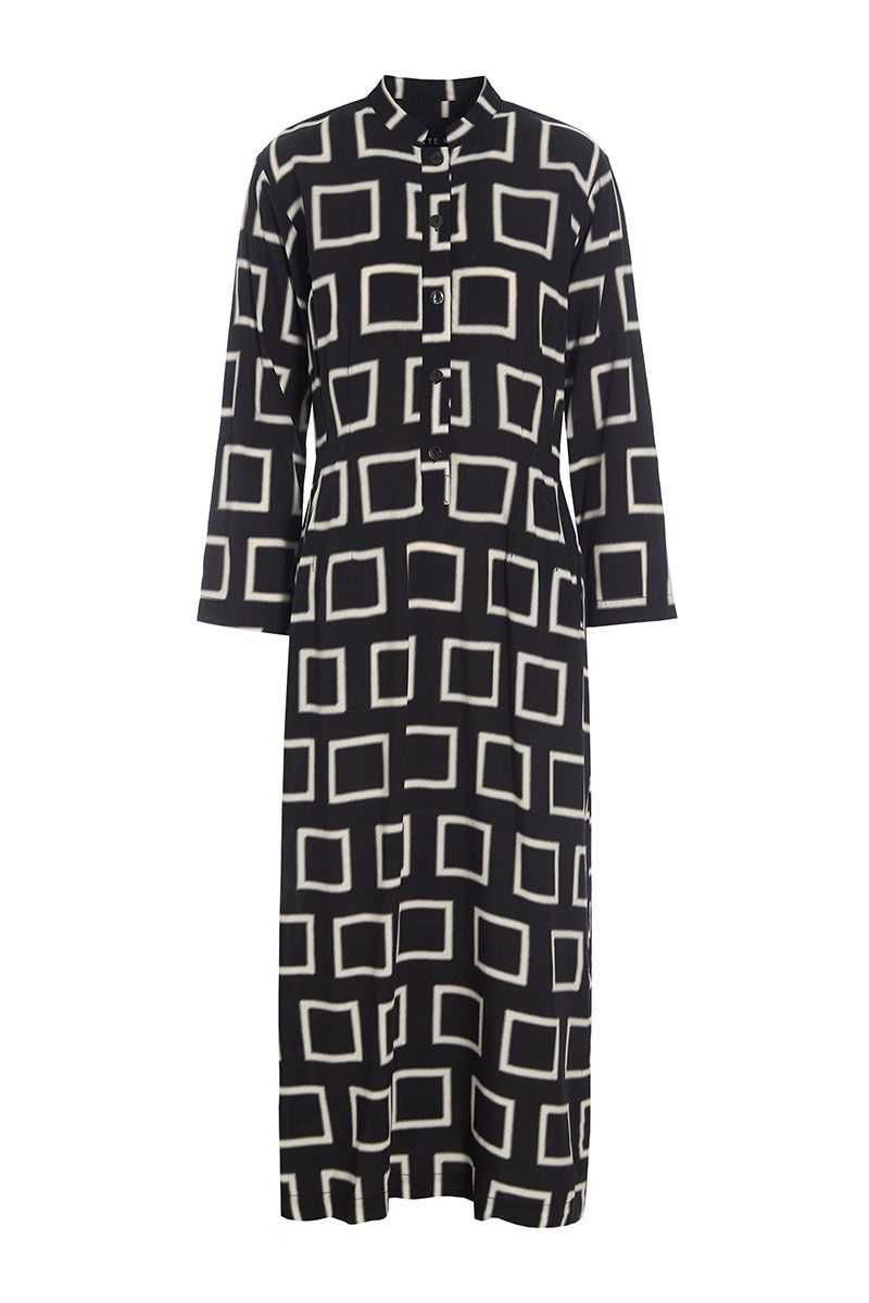 Iki Klänning med knappar