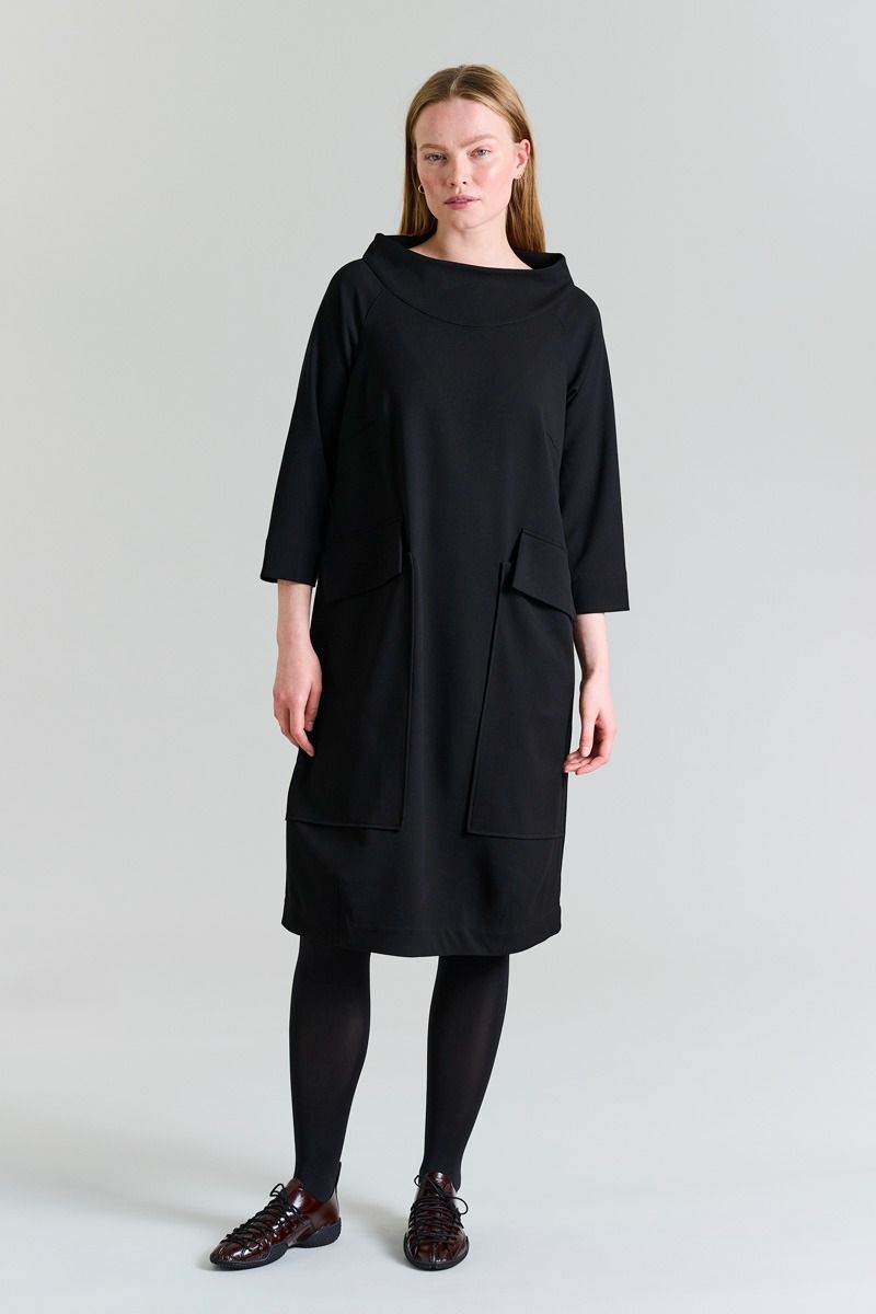 Noru Klänning med krage