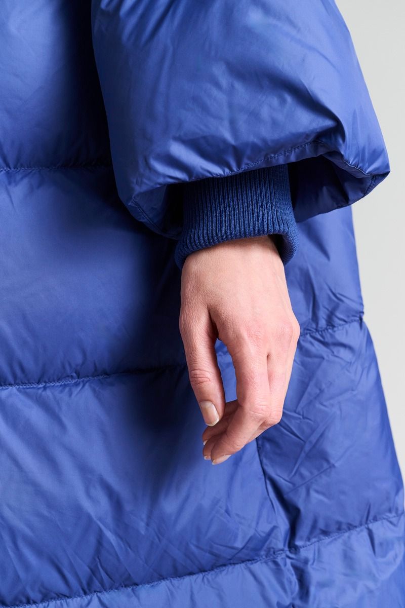 Feather down kappa med knappar