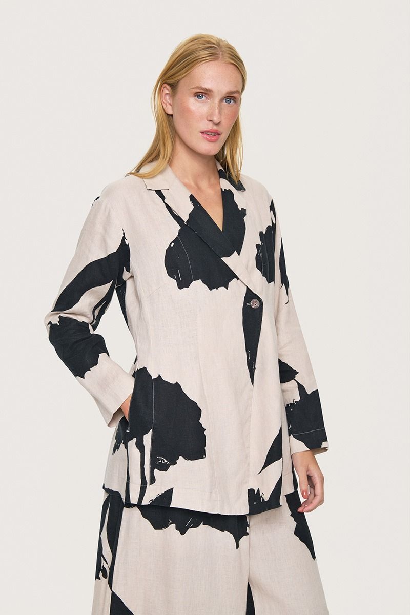 Shadow blossom jacka