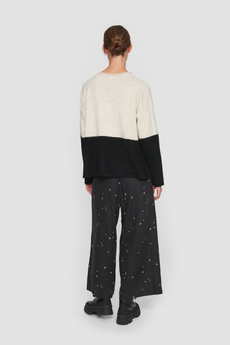 Dandelion knit two-coloured blouse