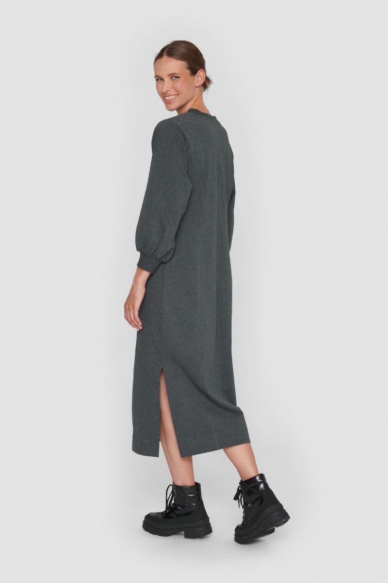 Izumi sweat dress