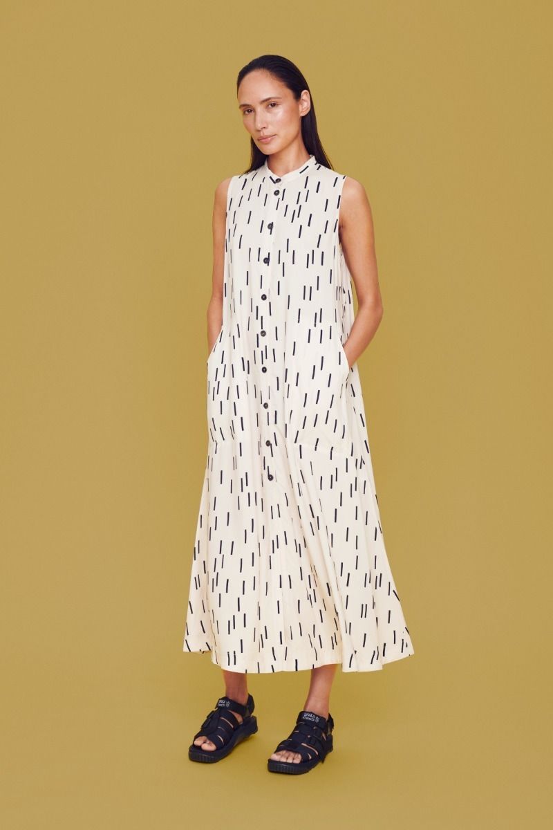 Summer rain & dahlias FSC ærmeløs kjole