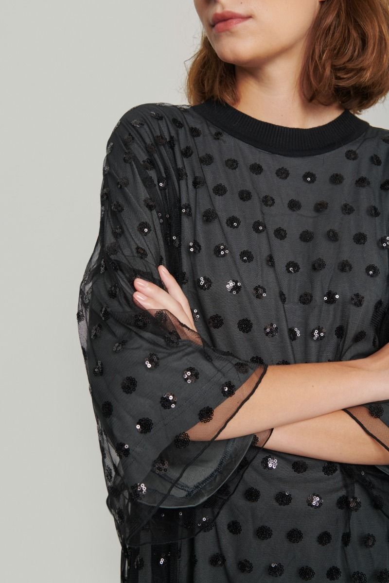 Embroidery mesh blus