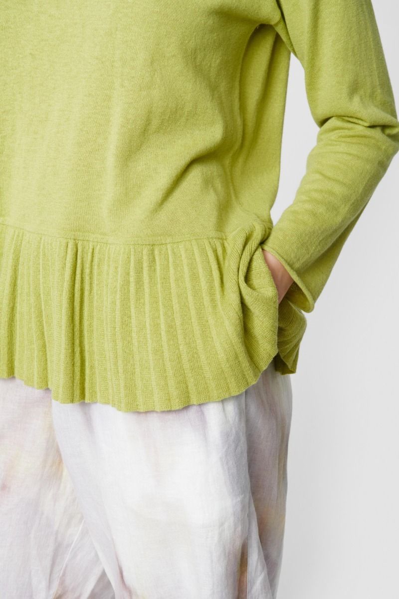 Hakumei pleated blouse