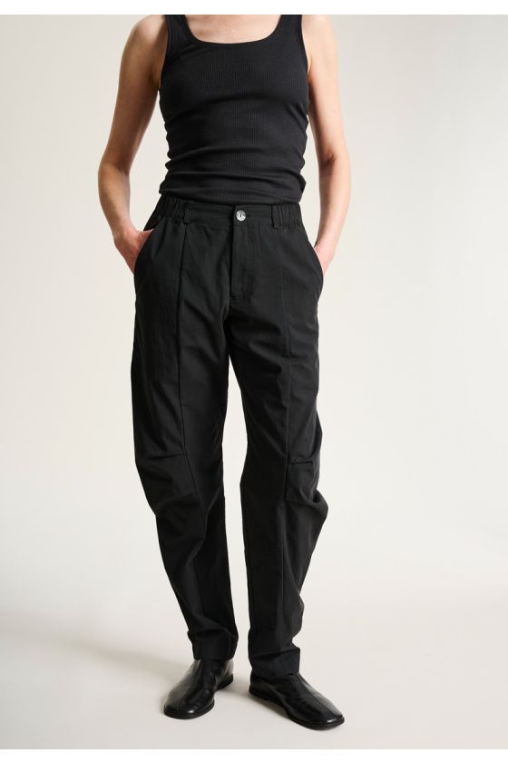 Tazuke trousers with pleats