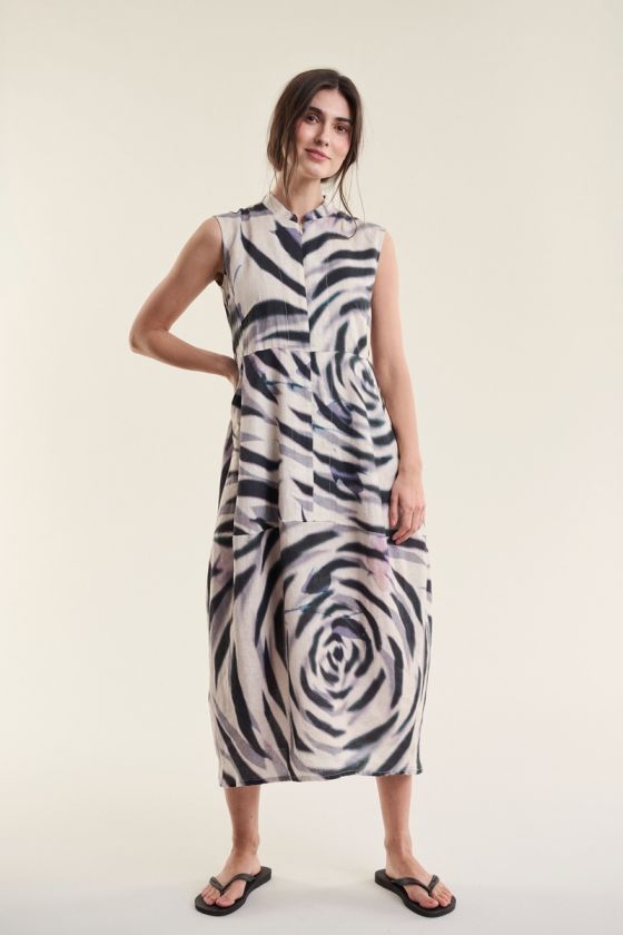 Harukaze ärmlös klänning