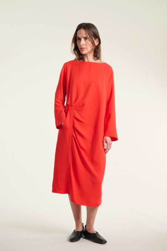 Kumamoto dress with pleats