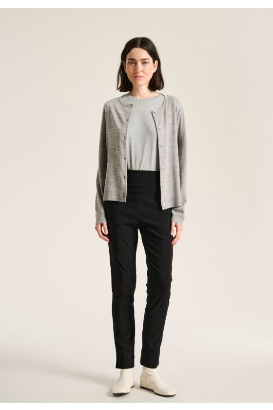 Magic stretch long trousers with slits
