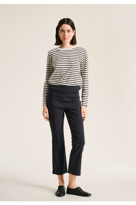 Magic stretch pants with flare