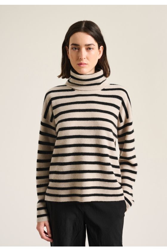 Kumo cashmere turtleneck blouse
