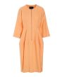 Lazy linen dress with zipper