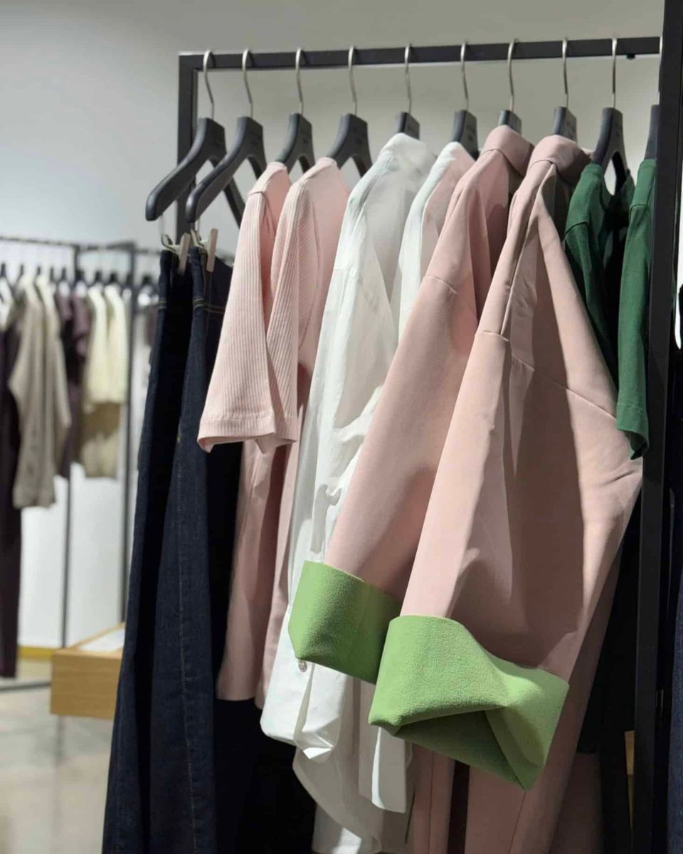bitte-kai-rand-ss26-on-rack-in-store