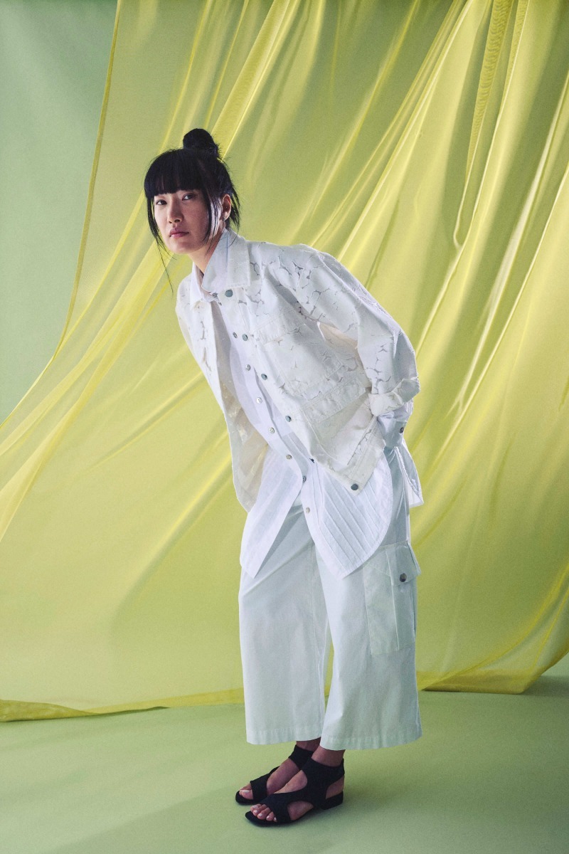 Model iført jakke fra BITTE KAI RAND